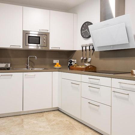 Lujoso Apartamento En Casco Antiguo De Sevilla Luaran gambar
